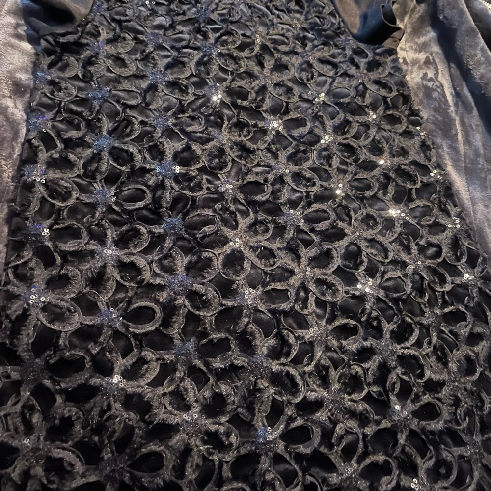 Dress - Picture 2 of 4